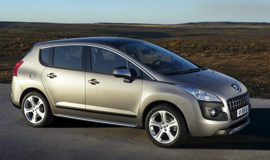  Peugeot 3008 2010 года  (фото 35 из 148)
